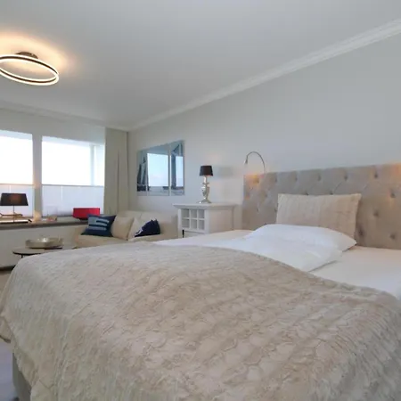 Haus-am-meer-034-wb *